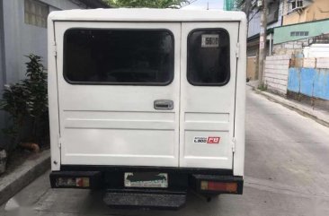 2003 Mitsubishi L300 FB Deluxe 295k nego