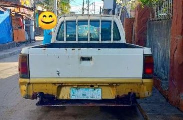 99 Mazda pick up B2500 FOR SALE