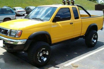 2000 Nissan Frontier FOR SALE