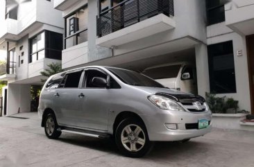 2009 Toyota Innova E diesel 2010