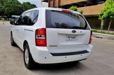 Like New Kia Carnival for sale