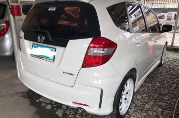 Honda Jazz 15ivtec at engine mags loaded cebu 1st own 2011