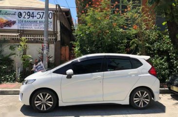 Honda Jazz 2016 vx plus (white) for sale