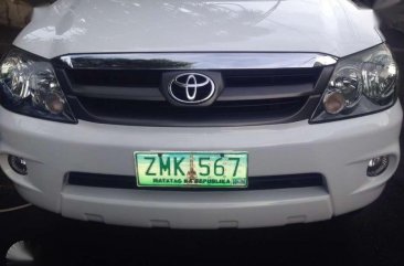 TOYOTA Fortuner 2008 2.7 G AT - less than 22k kms