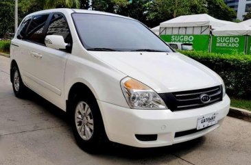 Like New Kia Carnival for sale