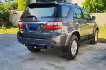 2010 Toyota Fortuner First owner. 