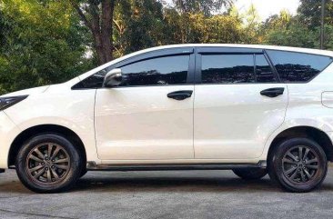 2017 Toyota Innova J diesel mt financing ok 