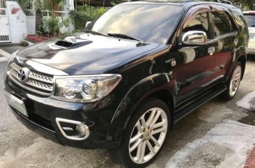 Toyota Fortuner 4X2 V DSL 8tkms AT 2017 