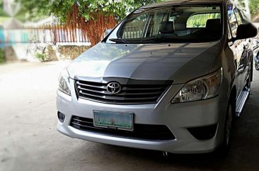 2013 Series TOYOTA Innova Diesel Lady First owned