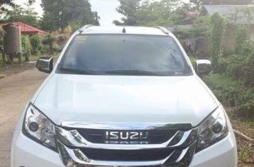 ISUZU MU-X 4x4 3.0L AT DSL 2016 model white