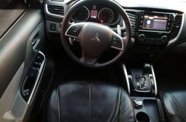 2016 Mitsubishi Strada Gls Sport V 4x4 at