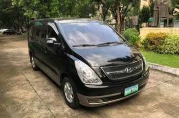 2010 HYUNDAI Starex gold FOR SALE