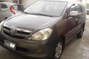 2005 TOYOTA Innova g FOR SALE