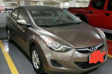 2012 HYUNDAI Elantra rush sale..