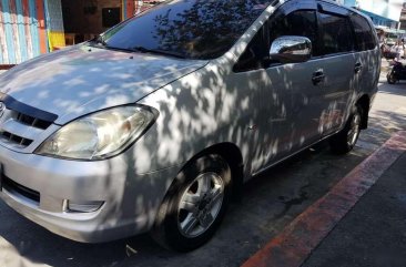 TOYOTA Innova e manual diesel 2005