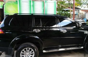 SELLING MITSUBISHI Montero sport 2010