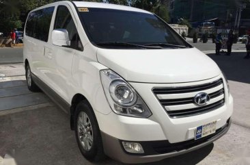 2016 Hyundai Grand Starex SS 2.5 CRDi VGT Swivel chair