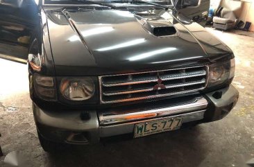 2000 MITSUBISHI Pajero 3 door automatic and Fieldmaster FM manual 4x4 BUNDLE