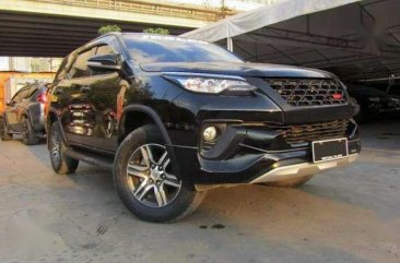 Almost Brand New 2017 Toyota Fortuner G DSL MT Montero Terra Everest