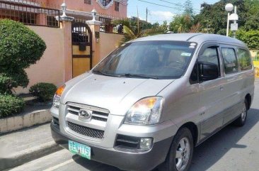 2004 Hyundai Starex RUSH!