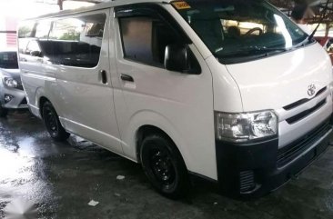 2017 TOYOTA HI ACE COMMUTER 3.0 Manual Transmission