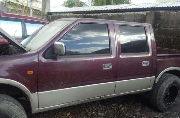 SELLING pick up ISuZu Fuego 2000