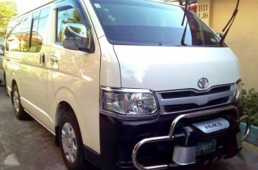 For sale TOYOTA Hiace commuter 2011 mode Diesel Manual