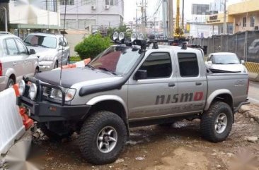 2001 Nissan Frontier 4x4 FOR SALE