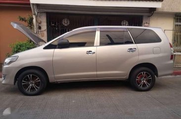 2012 Toyota Innova E 2.0 MT Gas FOR SALE