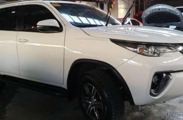 2017 Toyota Fortuner 2.4G Automatic Diesel Freedom White 