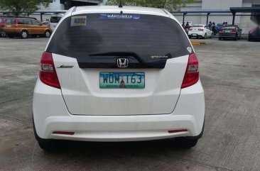 2013 Honda Jazz 13L Manual Gas White 