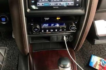 Toyota Fortuner 4X2 V DSL 8tkms AT 2017 