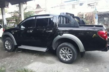 Mitsubishi Strada gls sport 4x4 2010 FOR SALE