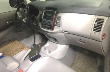 Toyota Innova 2.5V (2014) AT FOR SALE