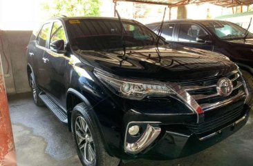 2017 TOYOTA Fortuner 2.4 V 4x2 Automatic Black