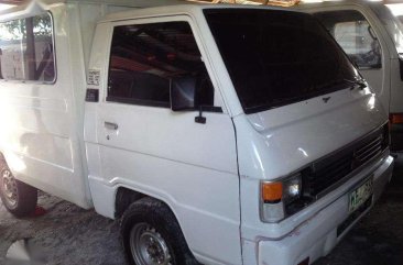 Mitsubishi L300 Van Deluxe FOR SALE