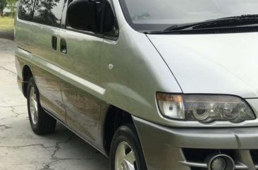 2005 MITSUBISHI SPACE GEAR FOR SALE!!!