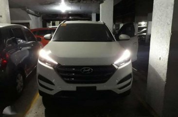 2016 HYUNDAI Tucson GL 2.0 gas assume