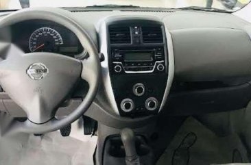 2017 Nissan Almera 1.5 - MT Cebu Unit