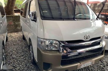 2017 TOYOTA Hiace 3.0 GL Grandia Manual White 