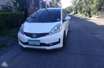 Honda Jazz 2013 V 1.5 iVTEC CVT (Automatic)