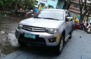 SELLING MITSUBISHI Strada glx V 2018