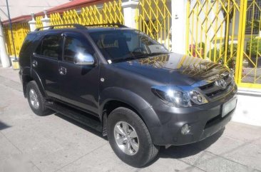 Toyota Fortuner G gas 2008 model FOR SALE