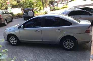 Ford Focus 2010 sedan manual FOR SALE