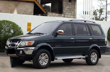 2010 ISUZU CROSSWIND SPORTIVO 1st owned Cebu plate