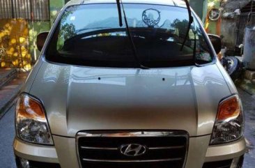 SELLING HYUNDAI STAREX GRX CRDI 2006 automatic