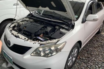 TOYOTA Altis 1.6 E 2014 Manual White 