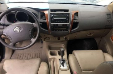 2010 Toyota Fortuner 4x2 2.7 AT FOR SALE