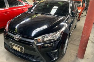 TOYOTA Yaris 1.3 E 2017 Automatic Black 