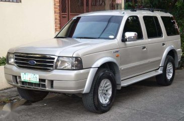 2005 Ford Everest 4x2 matic FOR SALE
